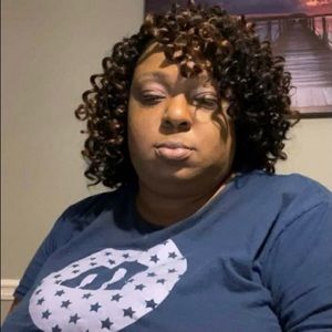 Meet your Posher, Pamela